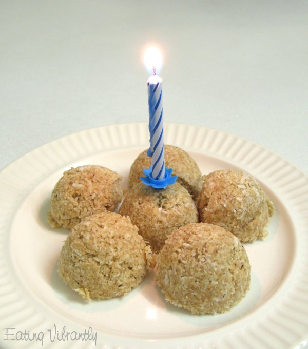 Coconut macaroon birthday "cake"