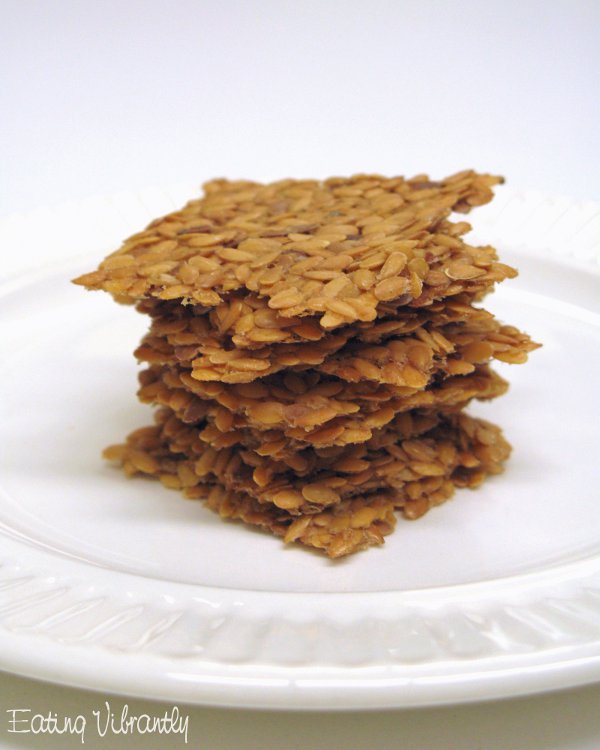 Raw flax crackers - easy to make and so versatile