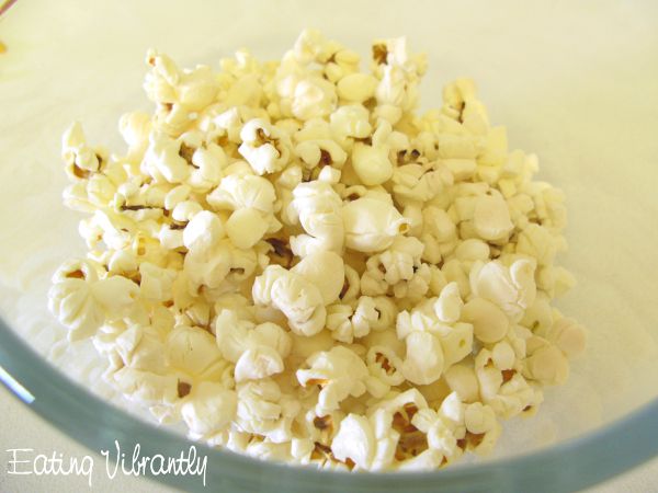 Healthy Vegan Popcorn Without Oil - Fat Free & Low Calorie