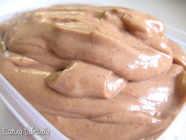 Raw vegan chocolate coconut pudding closeup